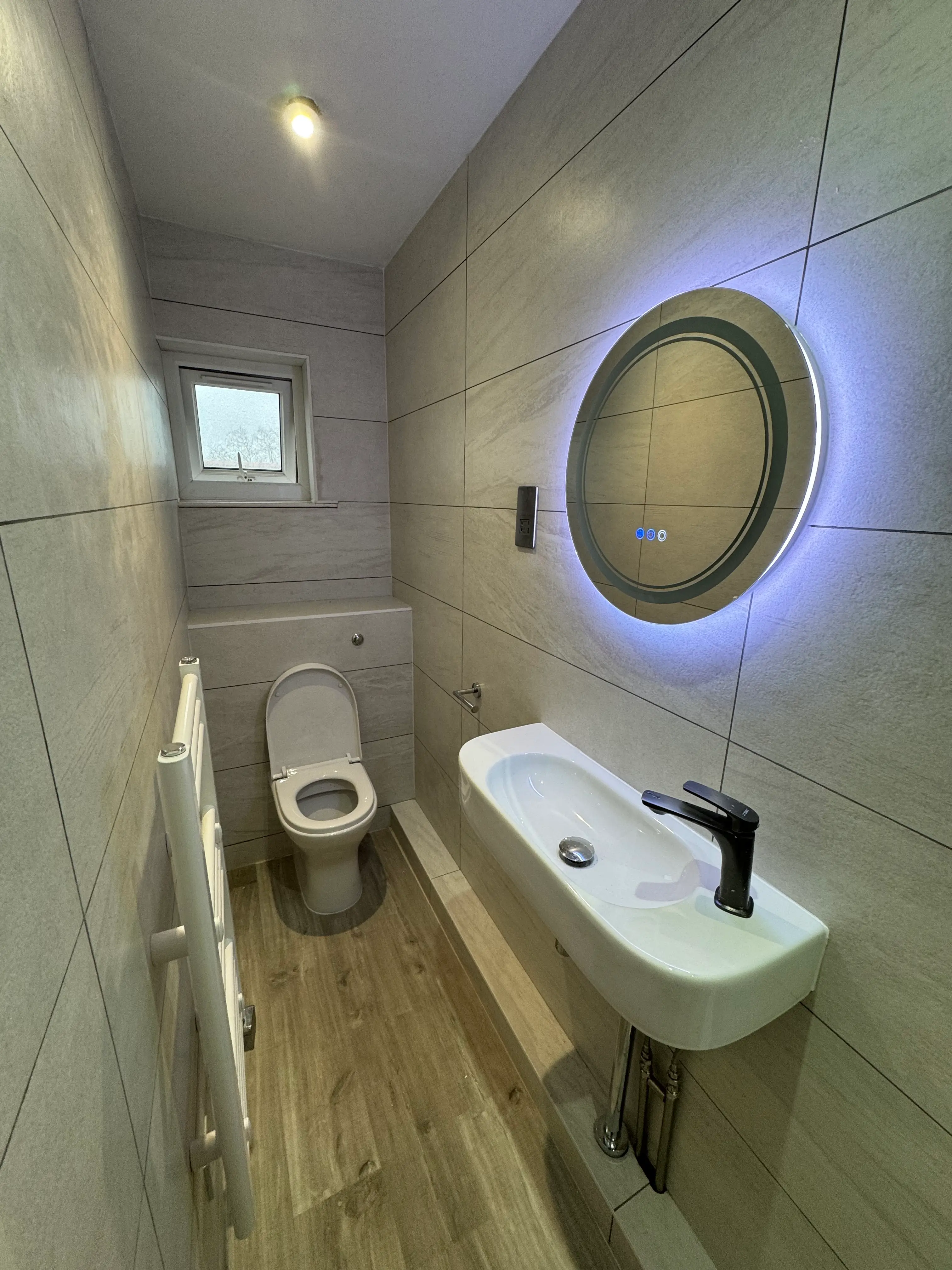 Second bathroom after renovation in Canary Wharf